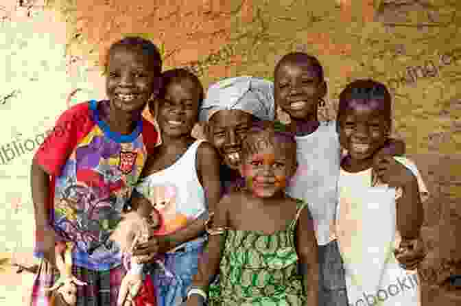 A Group Of Malian Children Gathered Around A Storyteller Sunjata: Children Of The Malian Empire: Stories About Malian Children (some Of Whom Grow Up) For Teachers And Students Of Africa And America S West African Heritage